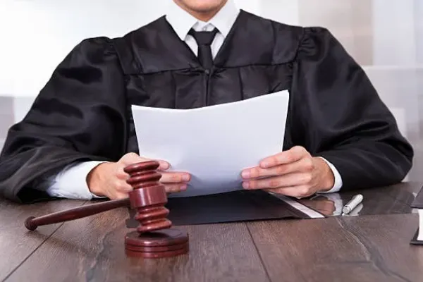 محامي رفع دعوى في ديوان المظالم